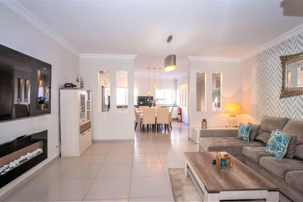 קווארטיירה Luxuryvilla With Private Heated Pool And Spa 7P מראה חיצוני תמונה