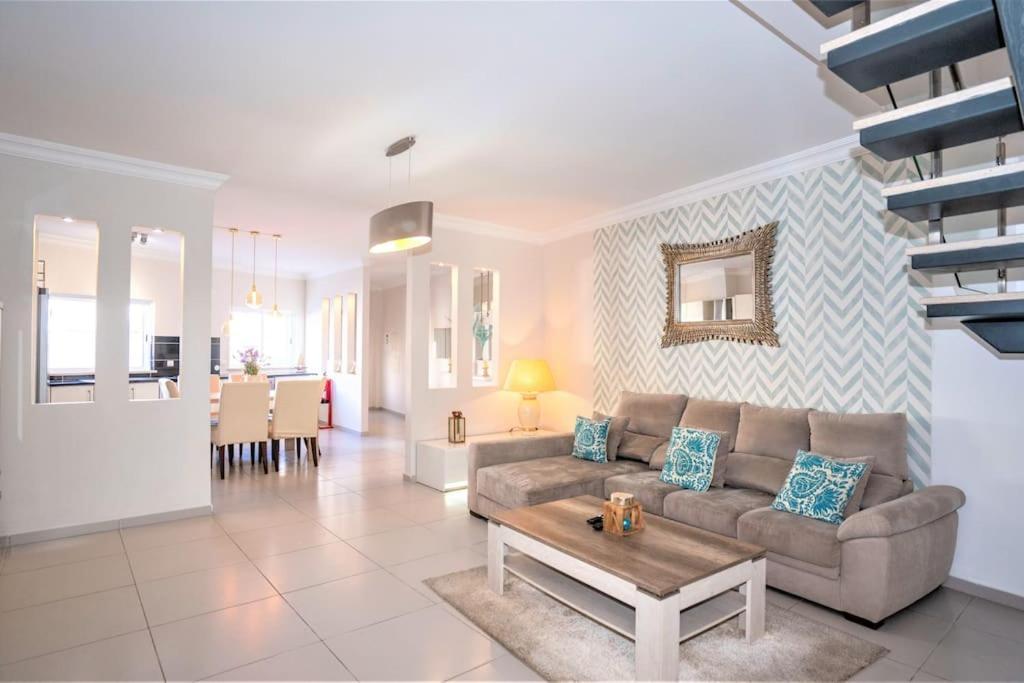 קווארטיירה Luxuryvilla With Private Heated Pool And Spa 7P מראה חיצוני תמונה