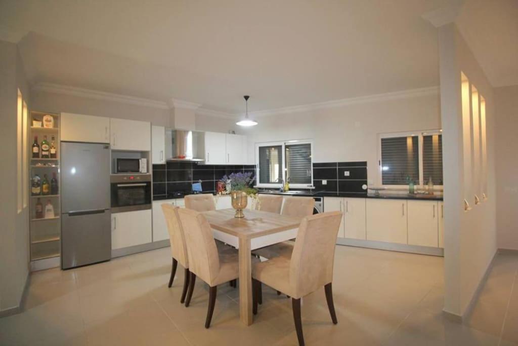 קווארטיירה Luxuryvilla With Private Heated Pool And Spa 7P מראה חיצוני תמונה